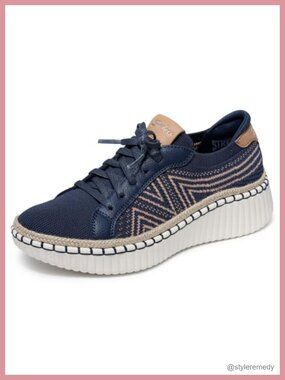 Skechers Womens Slip On Sneakers Machine Washable Vegan Comfort